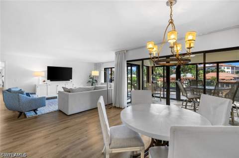 6710 Pelican Bay Blvd 422, Naples FL - photo 15 of 47