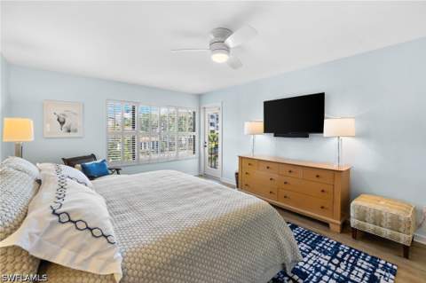 6710 Pelican Bay Blvd 422, Naples FL - photo 19 of 47