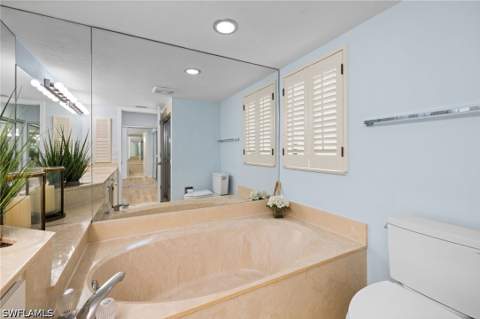 6710 Pelican Bay Blvd 422, Naples FL - photo 21 of 47