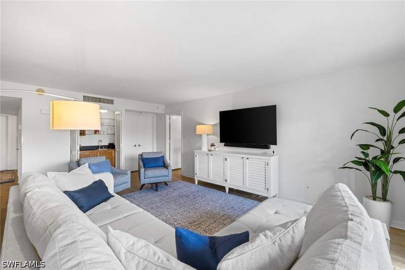 2 bedroom Condominium at 6710 Pelican Bay Blvd 422, Interlachen, Naples — photo 4