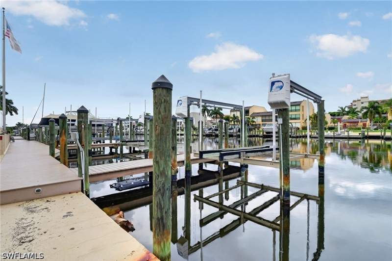 3 bedroom Condominium at 4025 SE 19th Pl 209, Coral Reef Condo, Cape Coral — photo 3