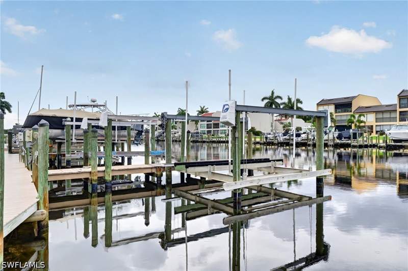 3 bedroom Condominium at 4025 SE 19th Pl 209, Coral Reef Condo, Cape Coral — photo 5