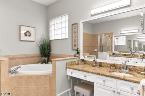 14610 Laguna Dr, Fort Myers FL - photo 19 of 36