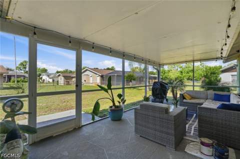 19368 Coraltree Ct, Lehigh Acres FL - photo 13 of 33