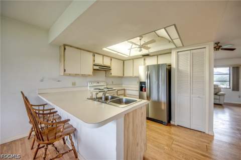 3810 SW 7th Ave, Cape Coral FL - photo 14 of 37