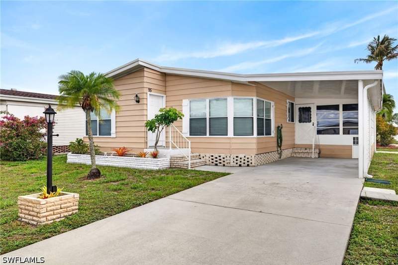 2 bedroom ManufacturedHome at 95 Oceans Blvd, Windjammer Village Of Naples, Naples — photo 2