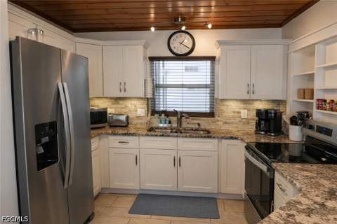 16191 Porto Bello St, Bokeelia FL - photo 7 of 25