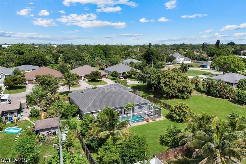 4 bedroom SingleFamilyResidence at 27741 S Roslin Pl, Bonita Springs, Bonita Springs — photo 5
