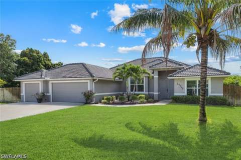 27741 S Roslin Pl, Bonita Springs FL - photo 6 of 42