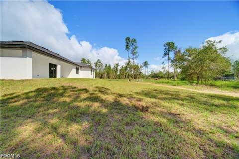1318 Roosevelt Ave, Lehigh Acres FL - photo 11 of 60