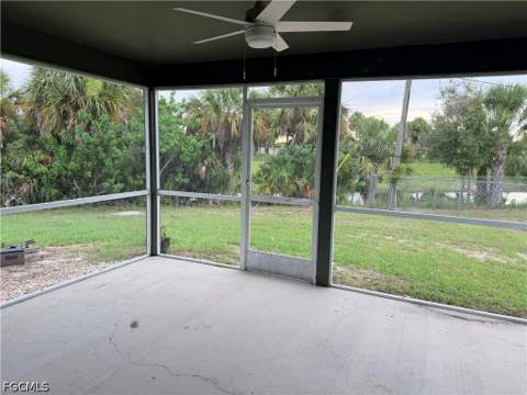 743 Testerman Ct, Lehigh Acres FL - photo 13 of 18