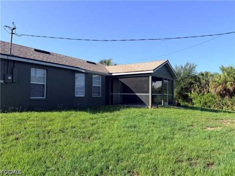 743 Testerman Ct, Lehigh Acres FL - photo 14 of 18