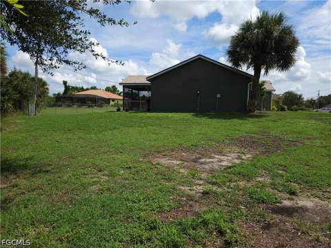 743 Testerman Ct, Lehigh Acres FL - photo 18 of 18