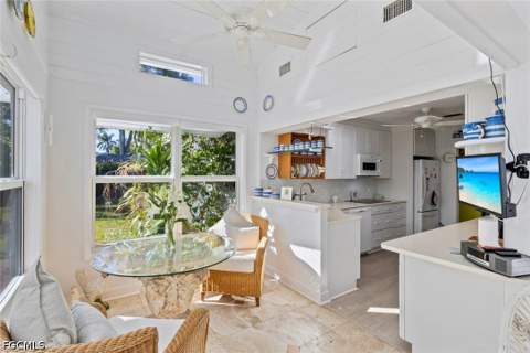 1348 Alcazar Ave, Fort Myers FL - photo 12 of 32