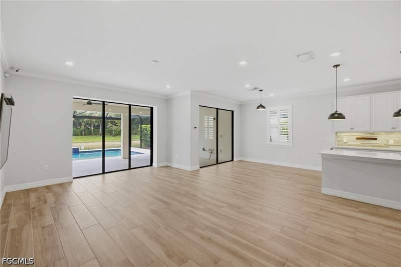 4 bedroom SingleFamilyResidence at 16277 Borelle Cir, Verona Pointe Estates, Naples — photo 4