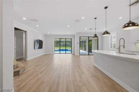 16277 Borelle Cir, Naples FL - photo 6 of 49