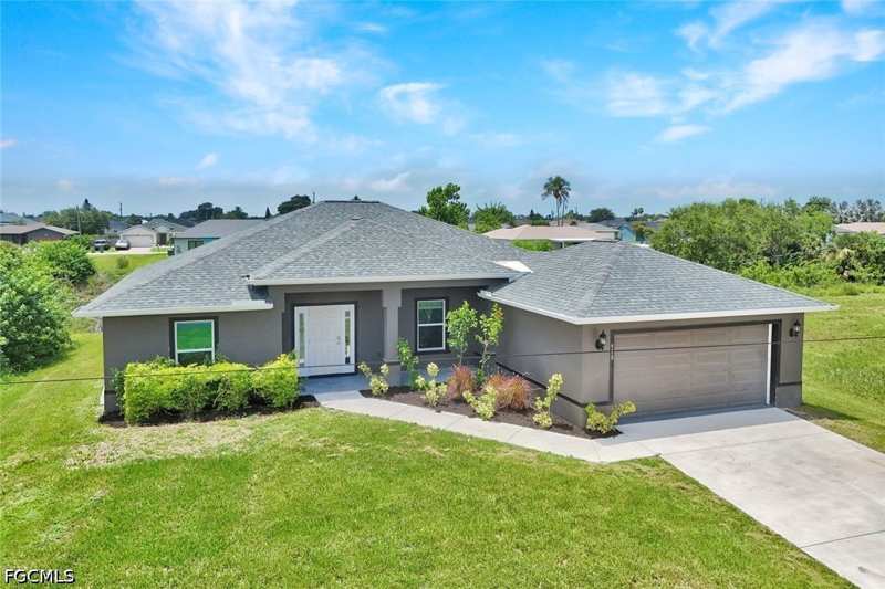 4 bedroom SingleFamilyResidence at 918 NE 12th St, Cape Coral, Cape Coral — photo 1
