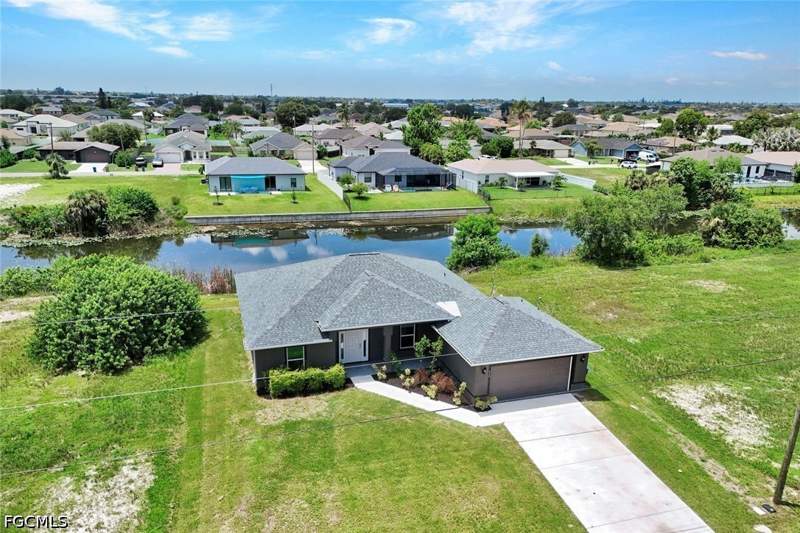 4 bedroom SingleFamilyResidence at 918 NE 12th St, Cape Coral, Cape Coral — photo 3