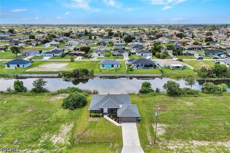 4 bedroom SingleFamilyResidence at 918 NE 12th St, Cape Coral, Cape Coral — photo 4