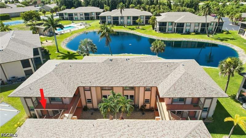 2 bedroom Condominium at 16881 Davis Rd 313, Davis Woods Condominium, Fort Myers — photo 2