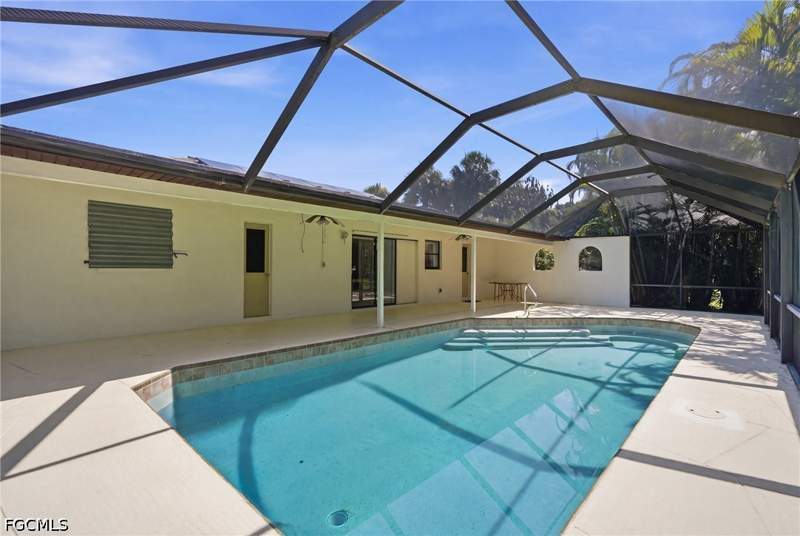 2 bedroom SingleFamilyResidence at 2604 E 6th St, Lehigh Acres, Lehigh Acres — photo 3