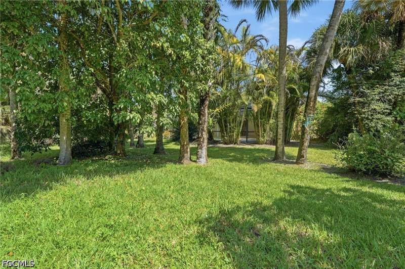 2 bedroom SingleFamilyResidence at 2604 E 6th St, Lehigh Acres, Lehigh Acres — photo 5