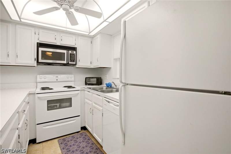 1 bedroom Condominium at 87 N Collier Blvd N2, Island Manor Apts, Marco Island — photo 5