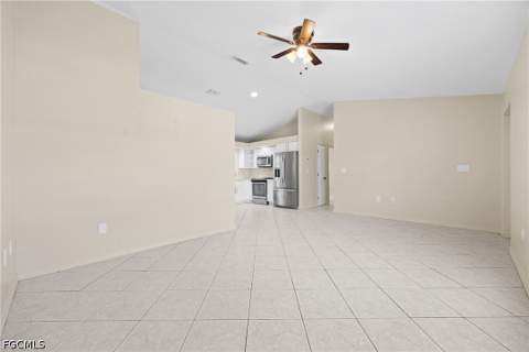 18500 Tampa Rd, Fort Myers FL - photo 6 of 24