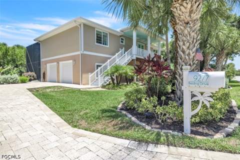 9277 Belding Dr, Sanibel FL - photo 6 of 40