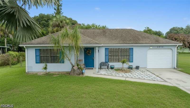 2 bedroom SingleFamilyResidence at 4016 E Sunflower Cir, Port Labelle, Labelle — photo 1
