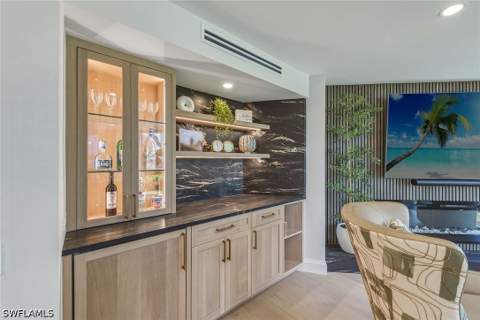 4401 Gulf Shore Blvd N B202, Naples FL - photo 14 of 38