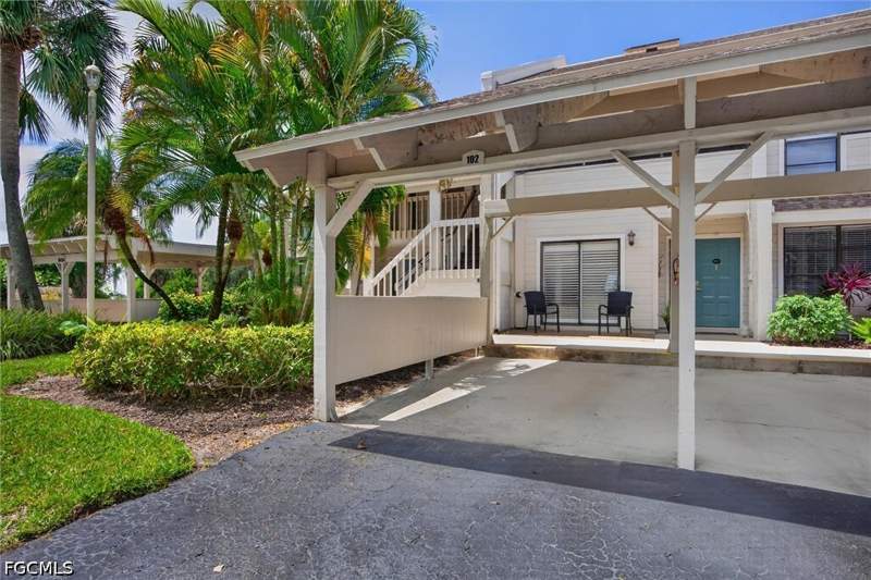 2 bedroom Condominium at 16424 Timberlakes Dr 102, Dove Hollow, Fort Myers — photo 2