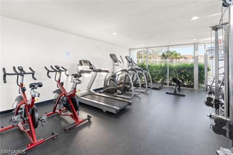 161 Santa Clara Dr 10, Naples FL - photo 21 of 25