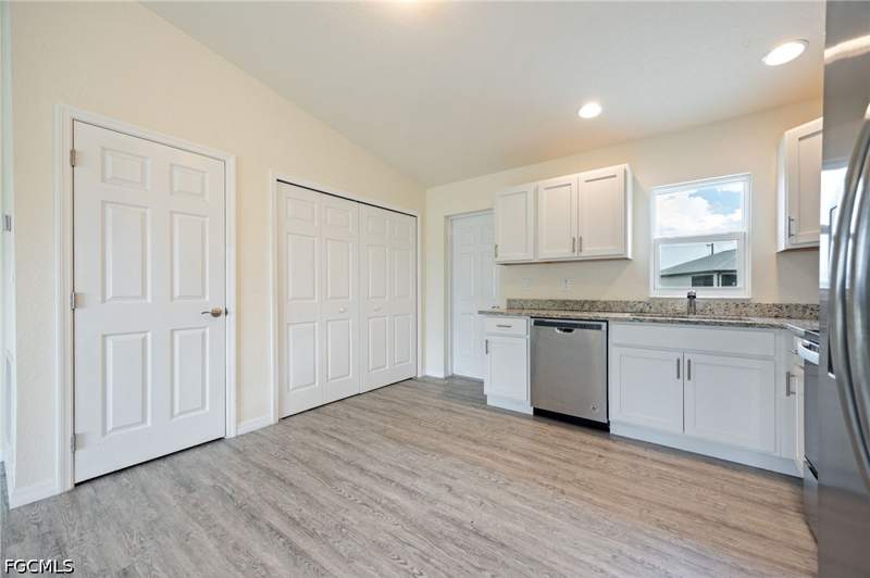 3 bedroom SingleFamilyResidence at 3061 Adcock Dr, Port Labelle, Labelle — photo 5
