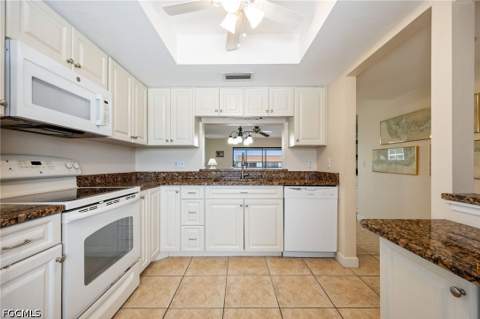 3813 SE 11th Pl 1214, Cape Coral FL - photo 7 of 39