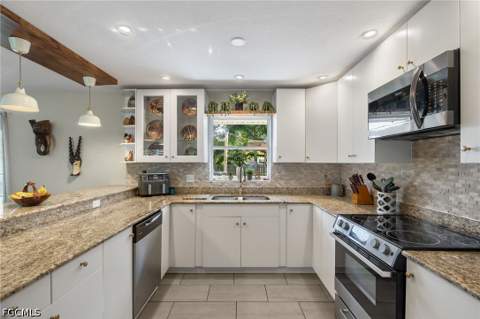 1262 Carlene Ave, Fort Myers FL - photo 13 of 40
