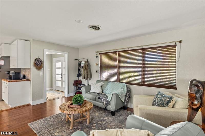 3 bedroom SingleFamilyResidence at 1262 Carlene Ave, Caloosa View, Fort Myers — photo 5