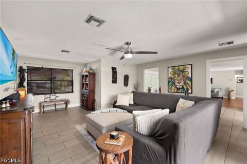 1262 Carlene Ave, Fort Myers FL - photo 6 of 40