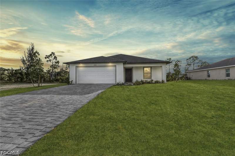 3 bedroom SingleFamilyResidence at 532 Raintree ST E, LEHIGH ACRES, Lehigh Acres — photo 1