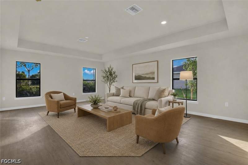 3 bedroom SingleFamilyResidence at 532 Raintree ST E, LEHIGH ACRES, Lehigh Acres — photo 2