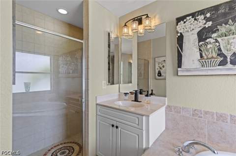 441 NE 5th Ave, Cape Coral FL - photo 17 of 35