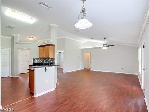 3511 SW 8th Pl, Cape Coral FL - photo 6 of 29