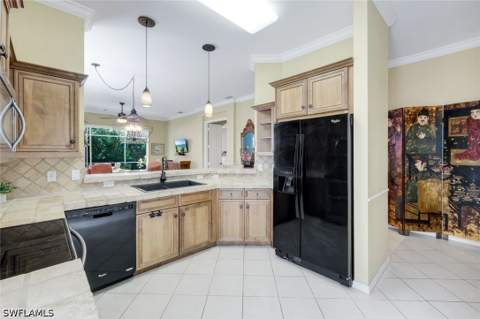 1814 Leamington Ln, Naples FL - photo 8 of 25
