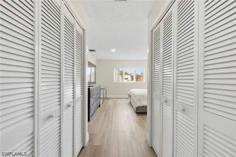 428 Meadowlark Ln 428-B, Naples FL - photo 15 of 21
