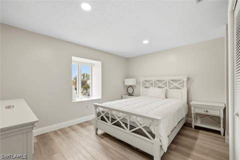 428 Meadowlark Ln 428-B, Naples FL - photo 16 of 21