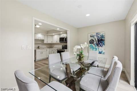 428 Meadowlark Ln 428-B, Naples FL - photo 8 of 21
