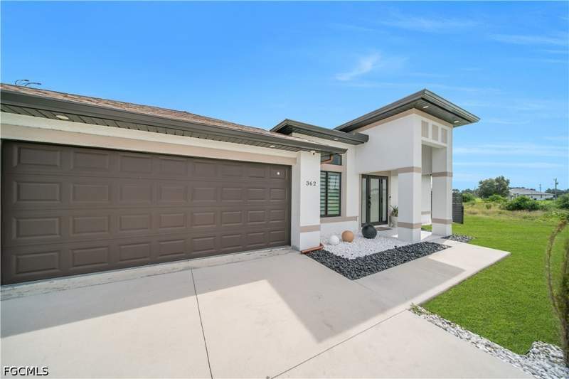 3 bedroom SingleFamilyResidence at 362 Pecan Ave, Lehigh Acres, Lehigh Acres — photo 4