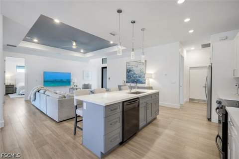 4208 NW 13th St, Cape Coral FL - photo 9 of 31