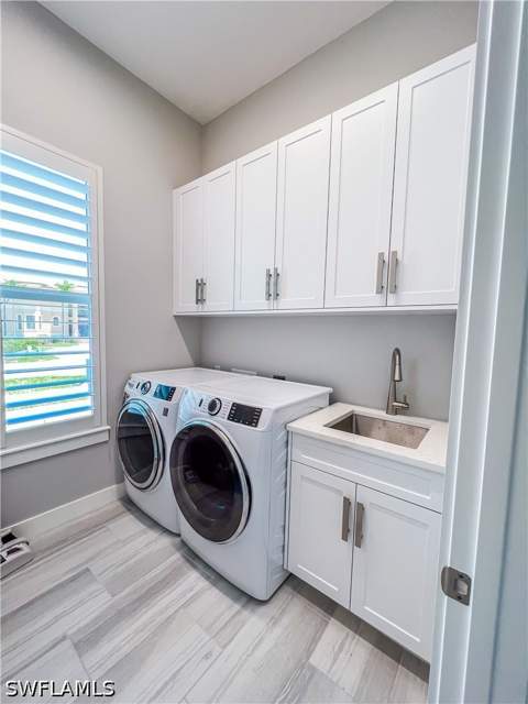 554 N Barfield Dr, Marco Island FL - photo 21 of 31
