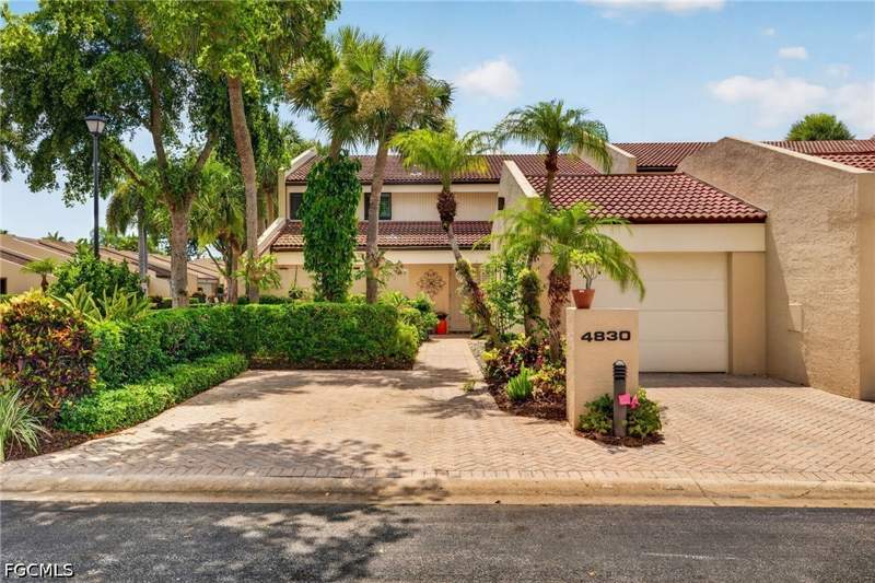 3 bedroom Townhouse at 4830 Springline Dr, Harbortown, Fort Myers — photo 5